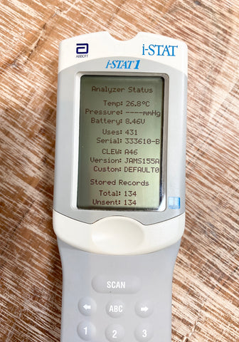 Picture of Abbott i-Stat 1 Analyzer MN 300 Handheld Blood Analyzer System screen