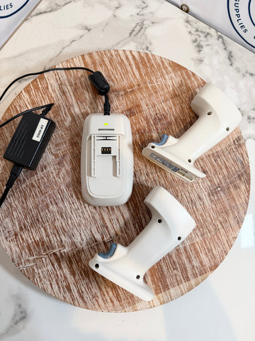 Aribex Nomad Pro Handheld Dental Intraoral System batteriy charger and 2 batteries