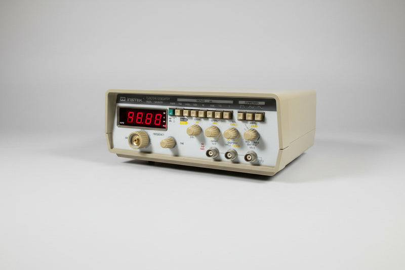GW INSTEK GFG-8020H Function Generator with digital display