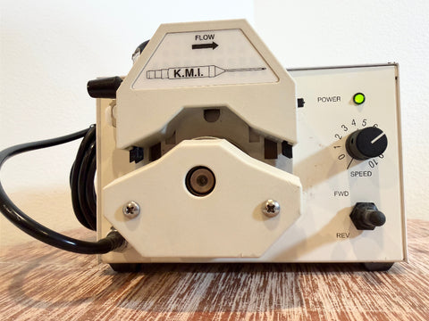 KMI flow meter pump with power turned on