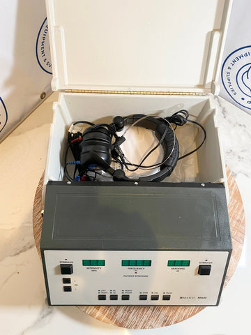 MAICO MA40 Portable Audiometer device with headphone in a box