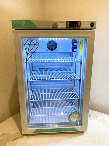 Norlake Scientific Refrigerator Glass Door Medical Grade Refrigerator PR031WWG/0