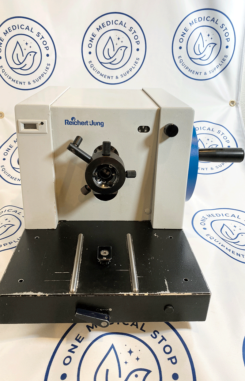 Picture of the Reichert-Jung 2030 Biocut Rotary Microtome
