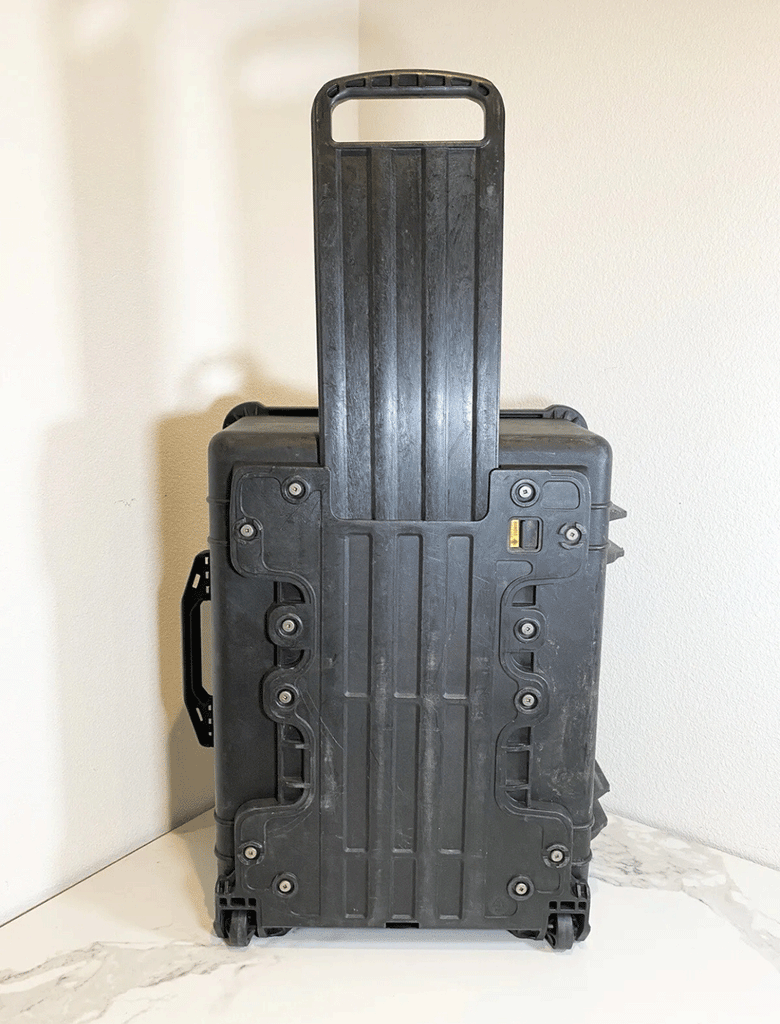 Picture of the hard case for Reichert Lenscheck Advanced Logic Lensometer Model 12621 Rev: C Autolensometer