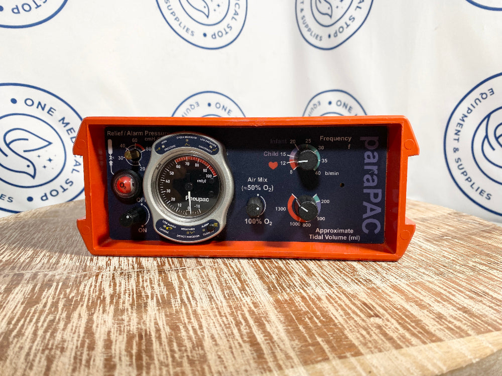 Smiths Medical ParaPac Medic 200D Ventilator with digital display and control knobs