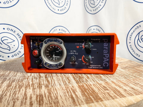 Smiths Medical ParaPac Medic 200D Ventilator with digital display and control knobs