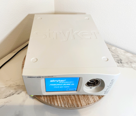 Picture of the Stryker Pneumo Sure XL High Flow Insulfflator