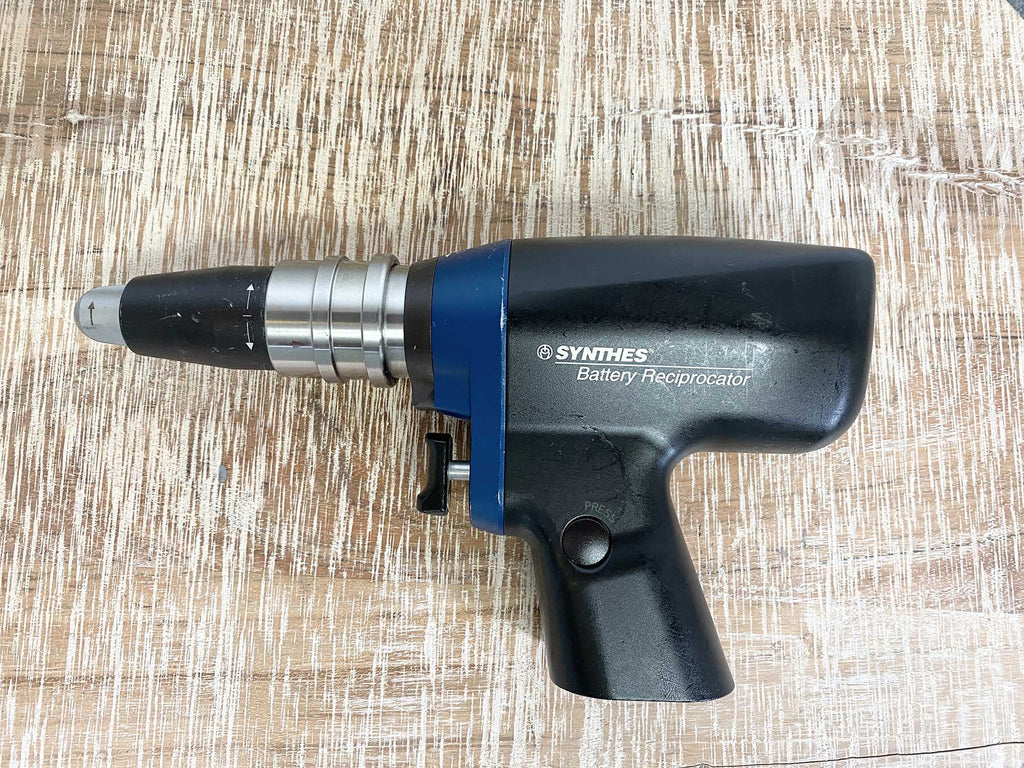 Front picture for Synthes 530.615 Battery Operated Reciprocator Drill