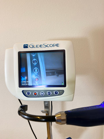 GlideScope medical device on a stand with a screen displaying images 