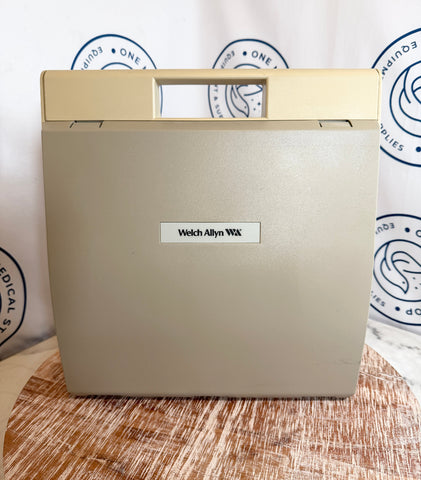 Welch Allyn AM 232 Manual Audiometer box with handle
