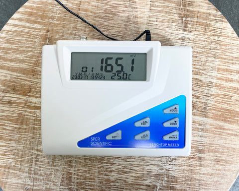 Front picture for Sper Scientific Bench Top Water Quality Meter