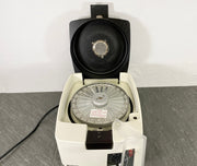 Front picture of the rotor inside of the Clay Adams AutoCrit Ultra3 Centrifuge