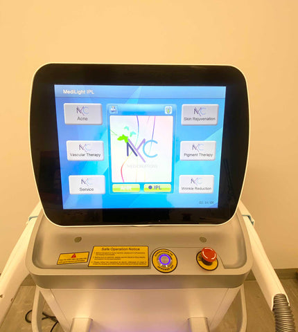Picture of the screen for MediLight IPL Professional Laser Hair Removal Machine