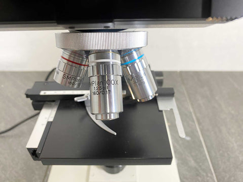 Picture of the objectives for Meiji ML2000 Binocular Compound Phase Contrast Laboratory Microscope