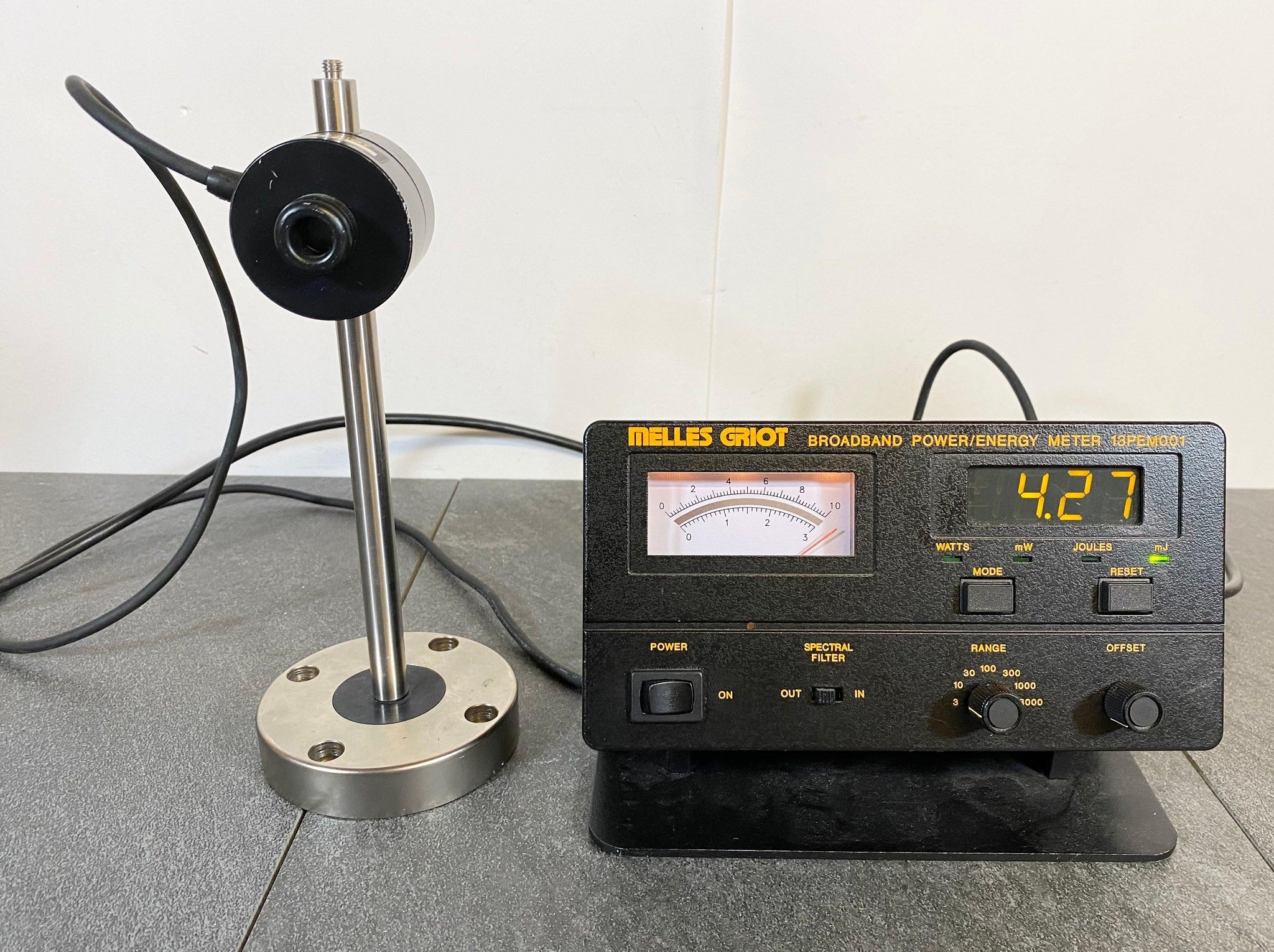 https://onemedicalstop.com/cdn/shop/products/Melles-Griot-Thermopile-Broadband-Laser-Power-Energy-Meter-13PEM001-Optical_3_2048x2048.jpg?v=1648783206