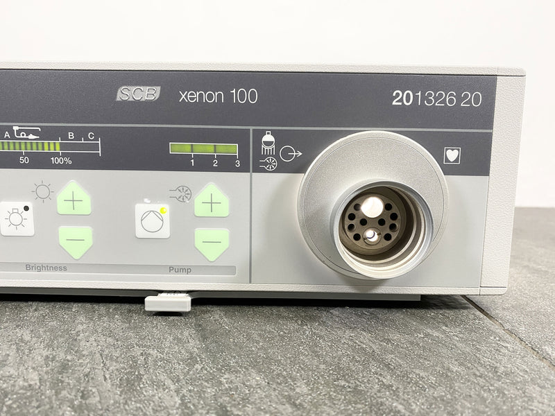 Picture of the light for STORZ Xenon 100 Endoscopy Cold Light Fountain Source 201326-20 Fiber Optic SCB