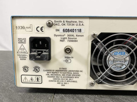 Picture of the label behind a Smith & Nephew Dyonics 300XL Xenon Light Source