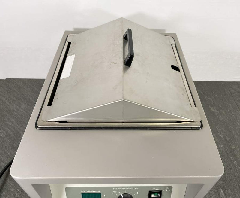 Top picture of the lid for VWR SHEL-LAB 1235P Water Bath 